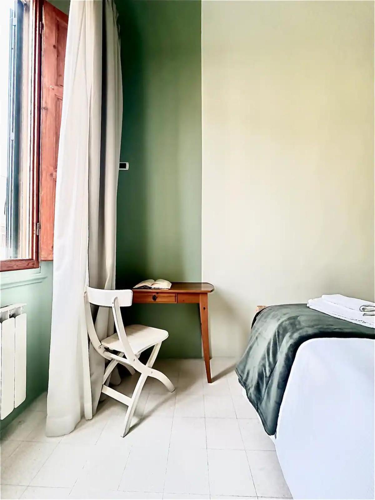 Raffaelli Rooms Travel Florence Close San Frediano Экстерьер фото